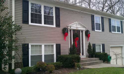 Virginia — Christmas decoration in Woodbridge, VA