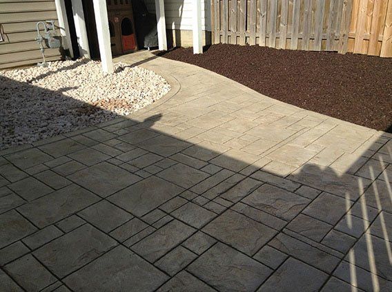 Eaves — Landscaped area in Woodbridge, VA