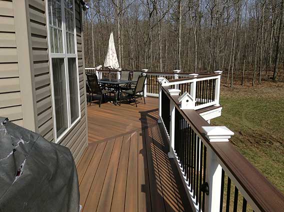 Revision — Residential Deck F in Woodbridge, VA