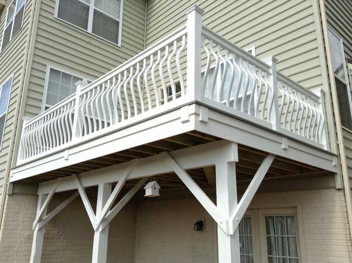 Reformation — White Decks close view in Woodbridge, VA