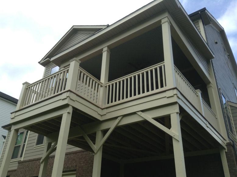 Lattice Fence — House porches right side in Woodbridge, VA