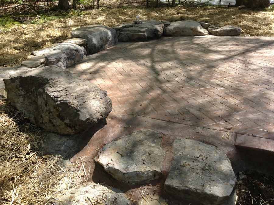 Service — Close view of Big stones and concrete flooring in Woodbridge, VA