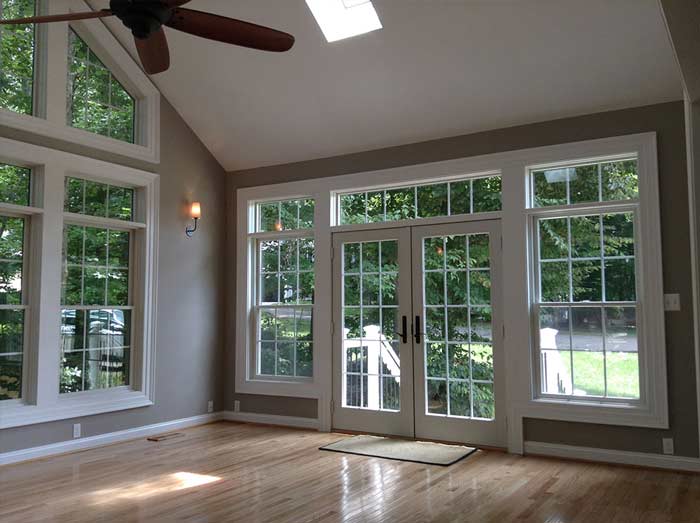 Bathroom — Clear door and windows in Woodbridge, VA