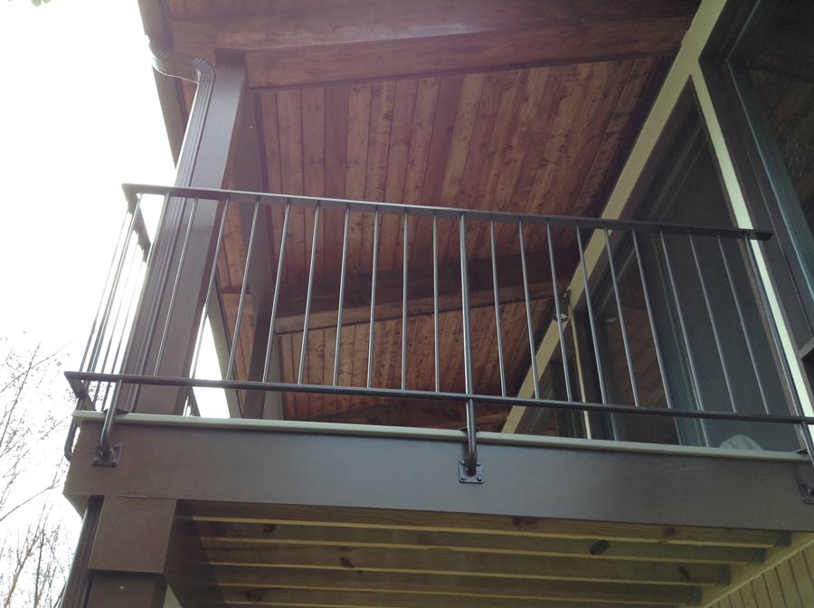 Bathrooms — Metal fence of deck in Woodbridge, VA