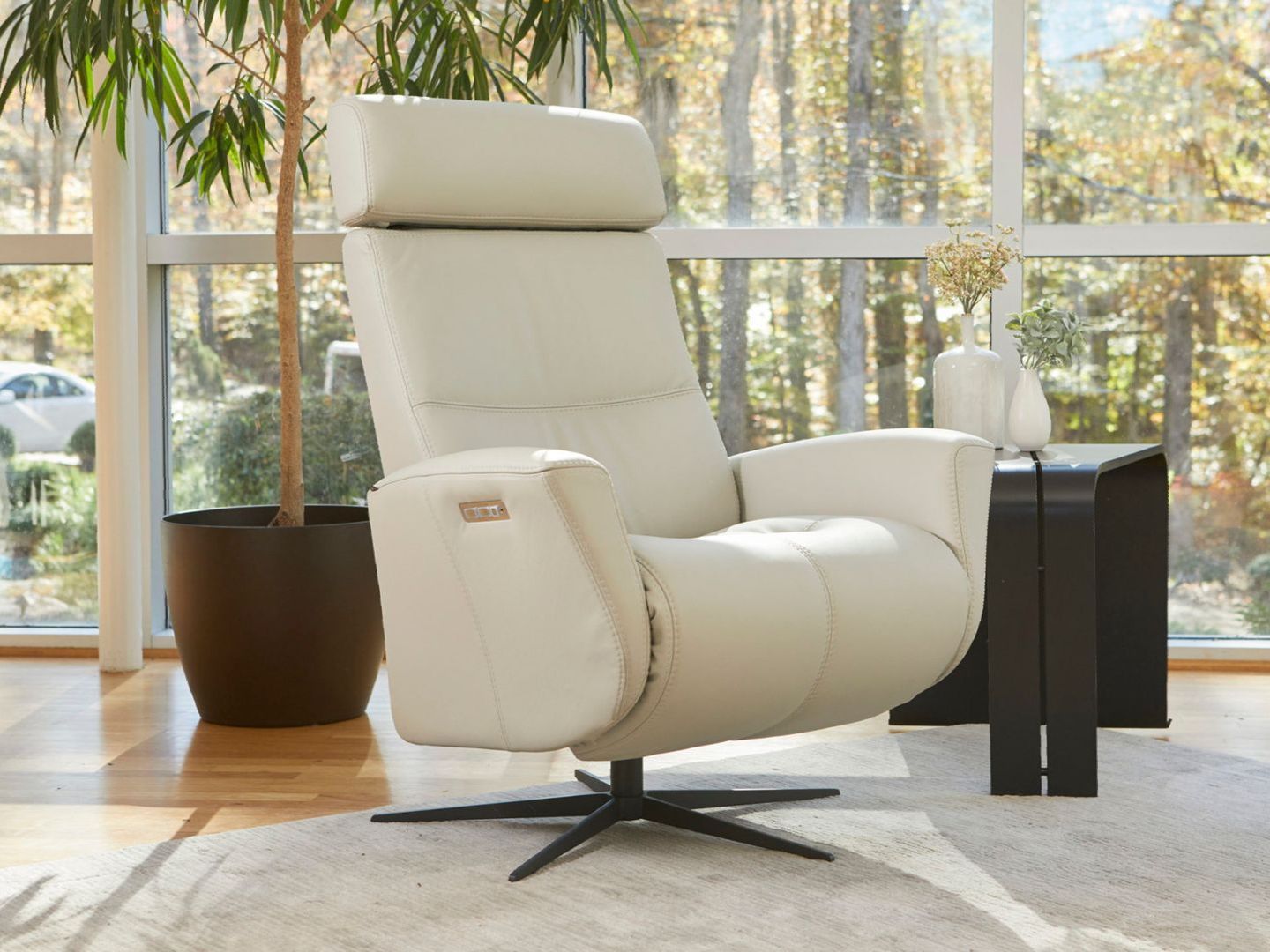 Fjords Magnus Recliner at Viking Trader