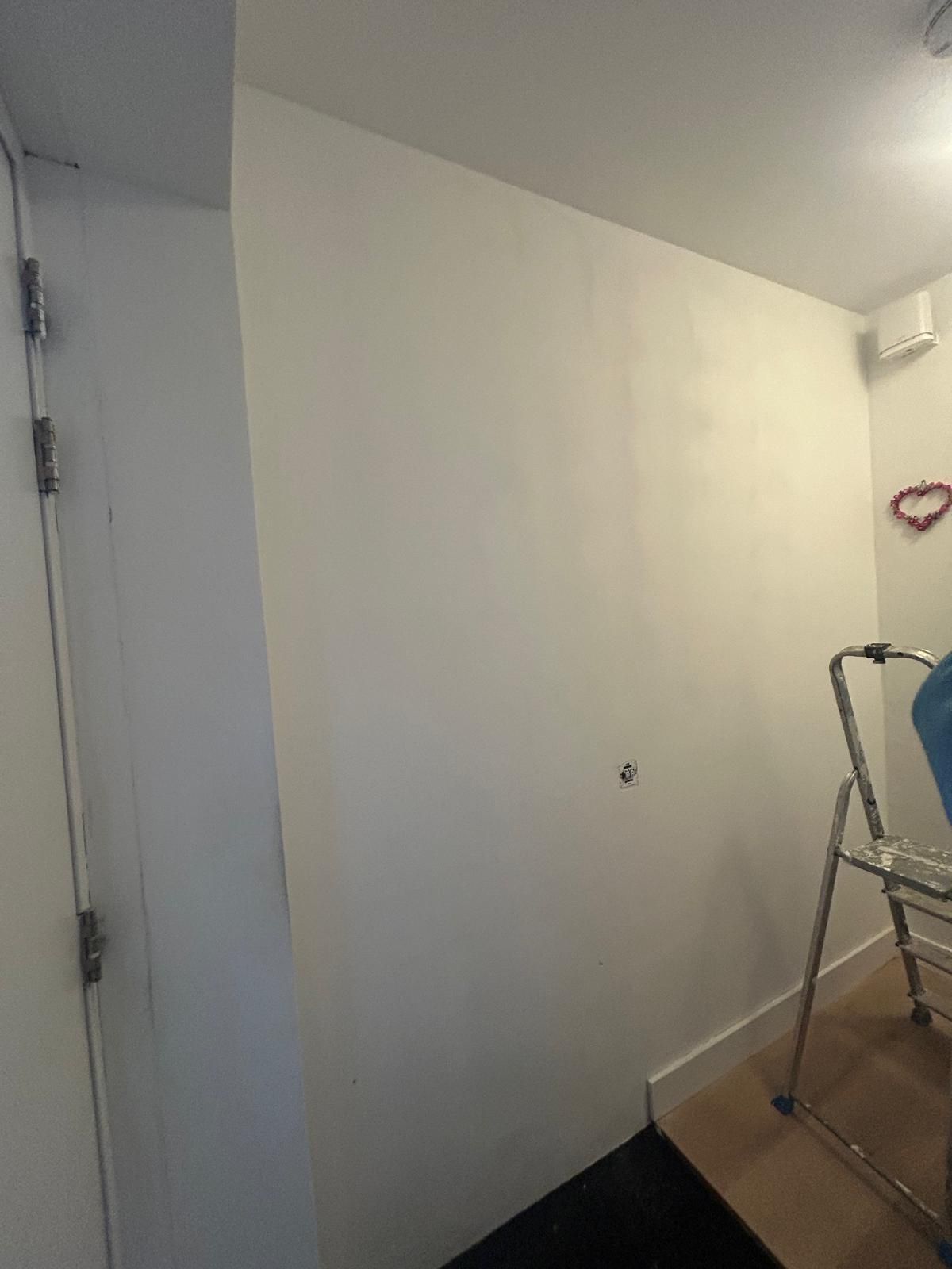 Behangen van een gang in de benedenwoning