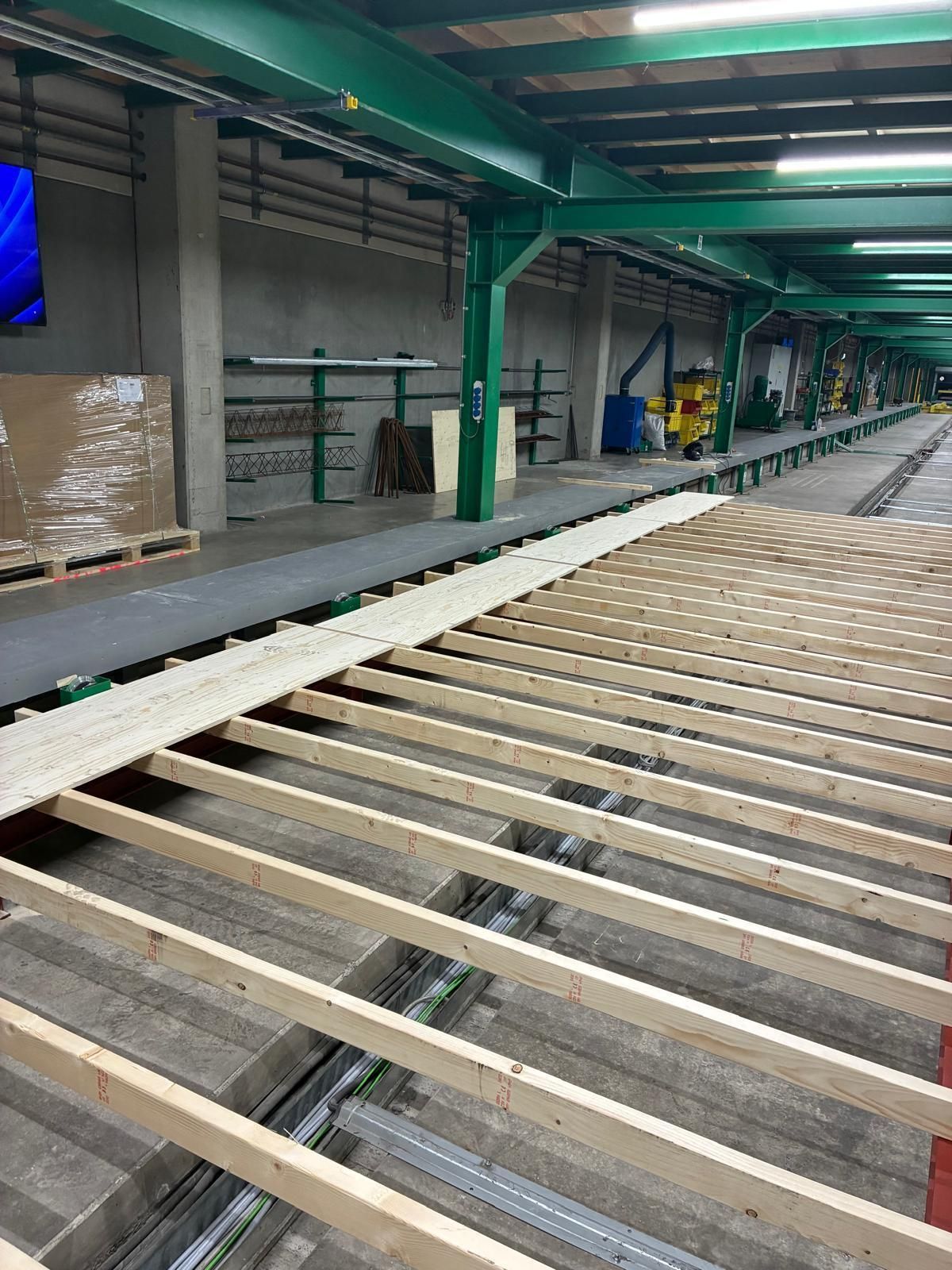 Maken van looppaden voor het machinepark