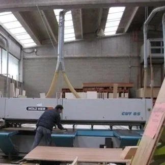 TAGLIO CON SEZIONATRICE E BORDATURA