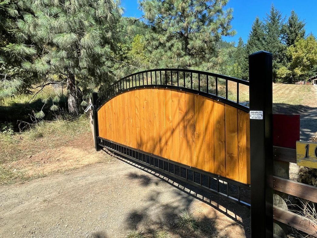 Welding Photos Roseburg, OR Bradley Fabrication