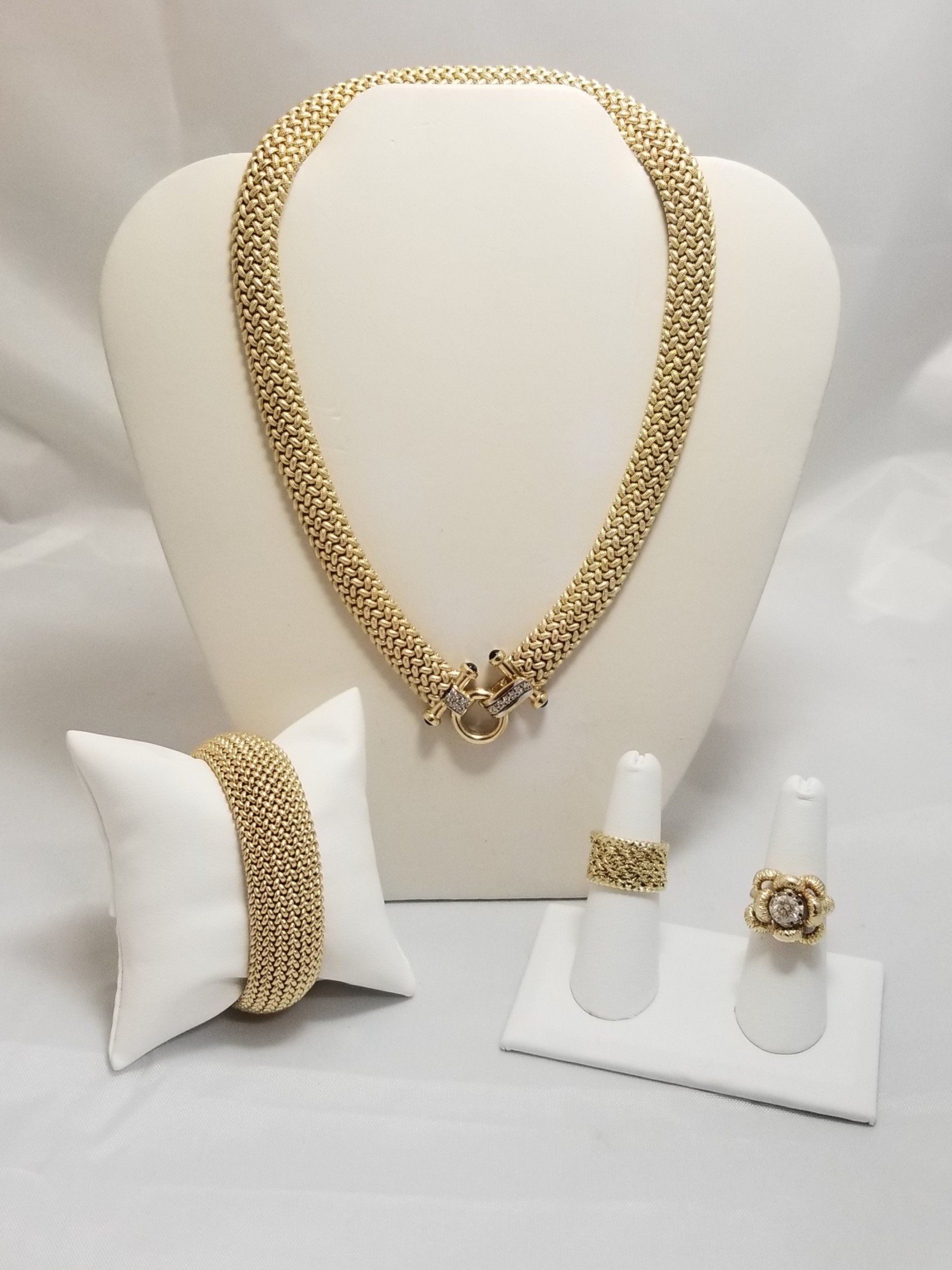 Buy & Sell Gold — Gold Jewelries in Raleigh, NC