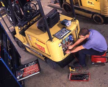 image-356000-Forklift-Maintenance-and-Repair.jpg?1446219078905