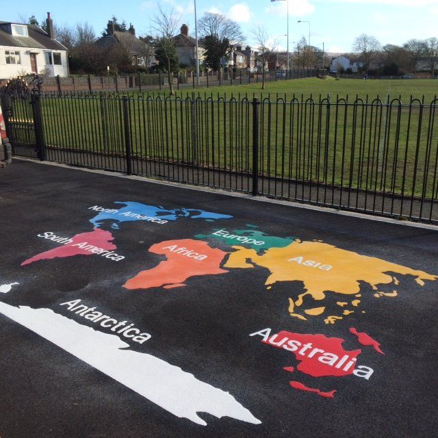 Educational maps for playgrounds