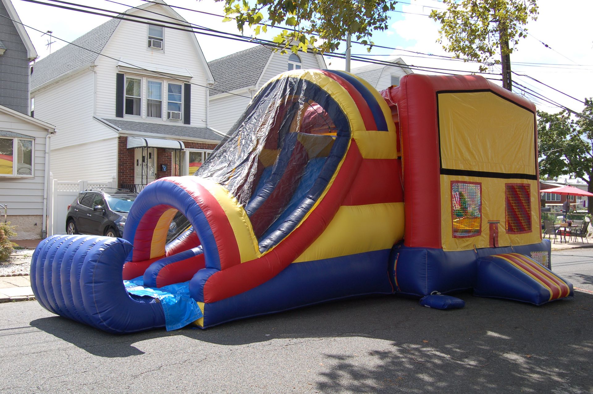 15' x 15' Bounce House with Basketball Hoop and  Dual Lane Slide Combo with Pool