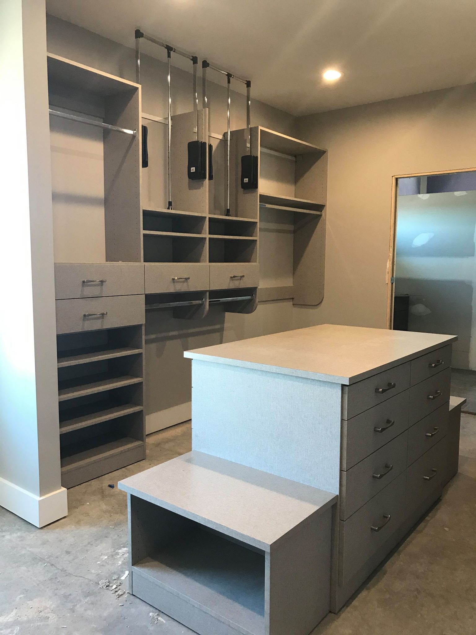 Let the Experts at LB Classic Closets  Optimize Storage in Your Mid-Missouri Home