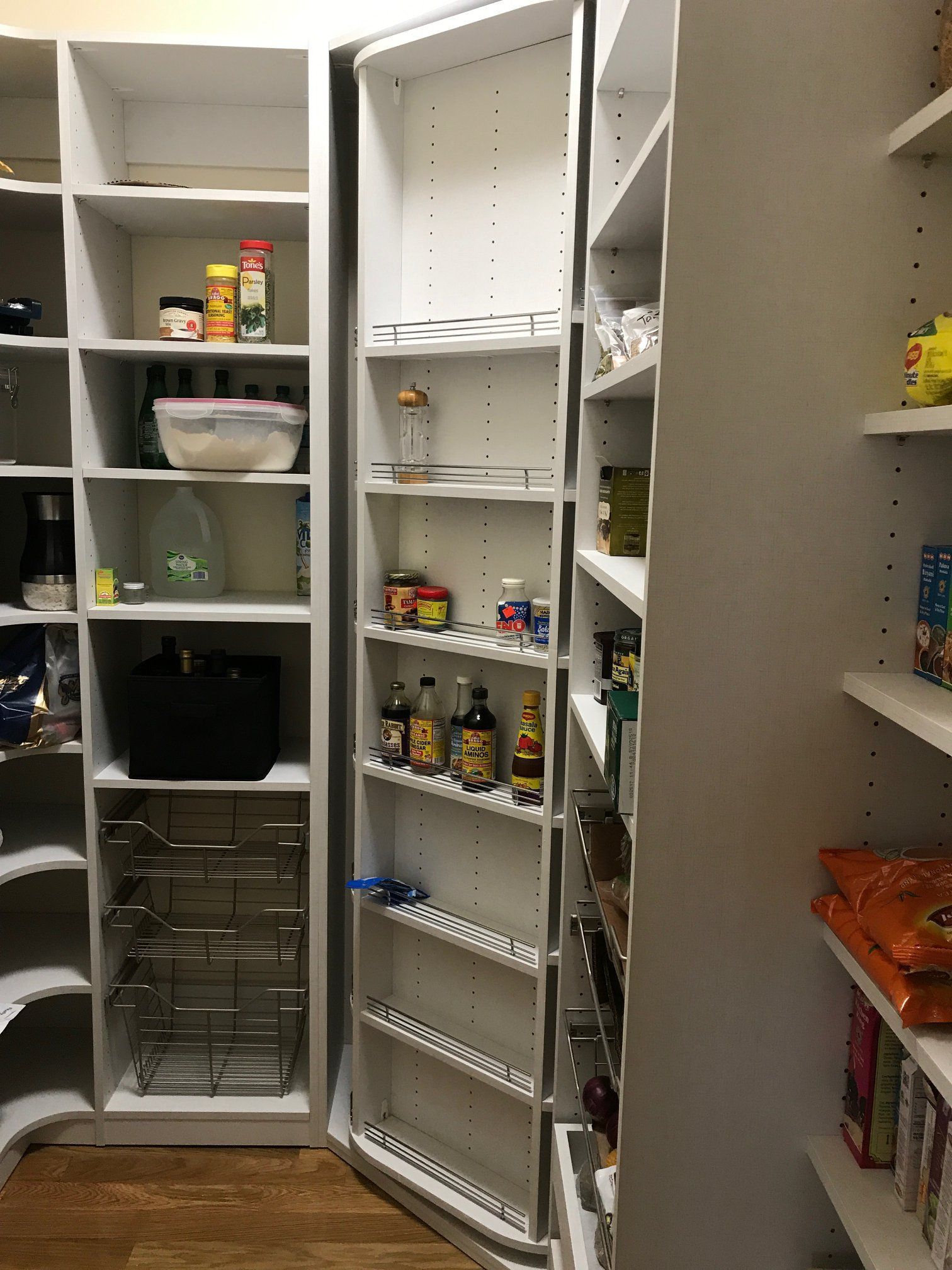 Need a New Pantry in Mid-Missouri? LB Classic Closets Is Here to Save the Day!