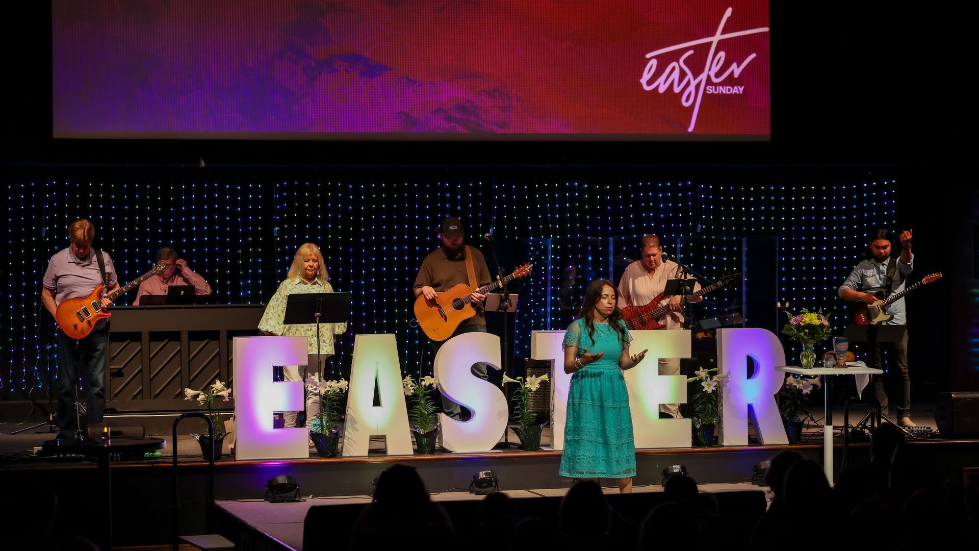 Contemporary worship band