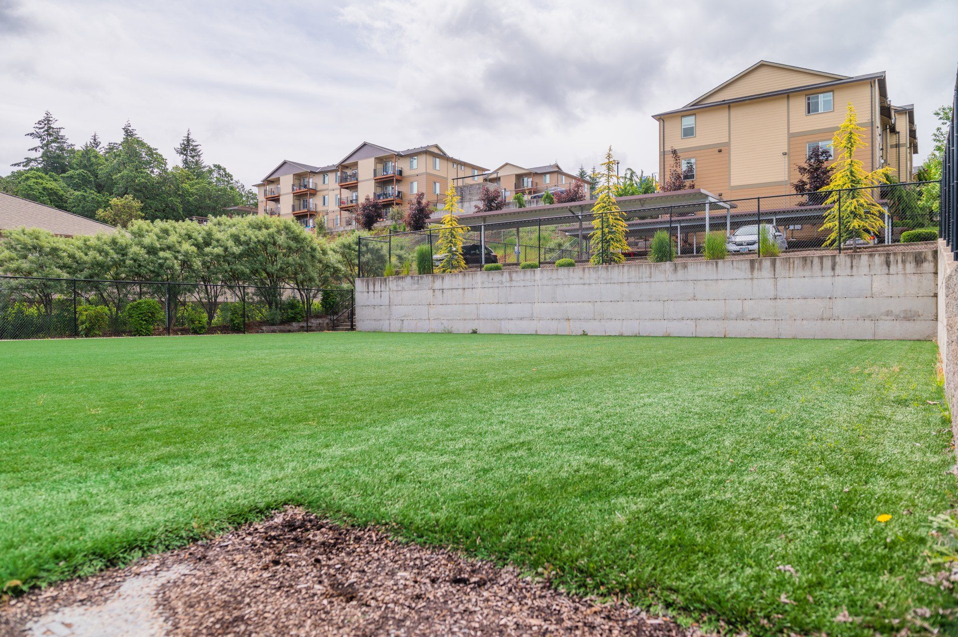 The Summit at Red Leaf Apartments Aspen Grove, RiverBend & ster