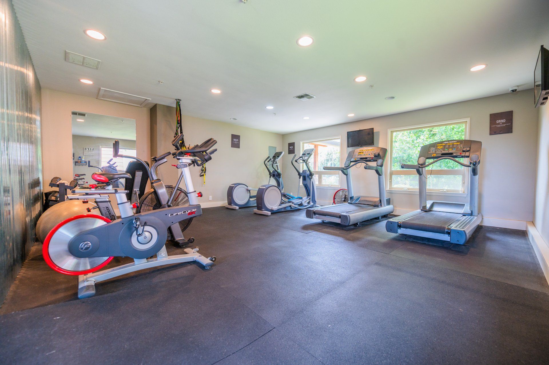 Aspen Grove Apartments for Rent in West Salem, OR