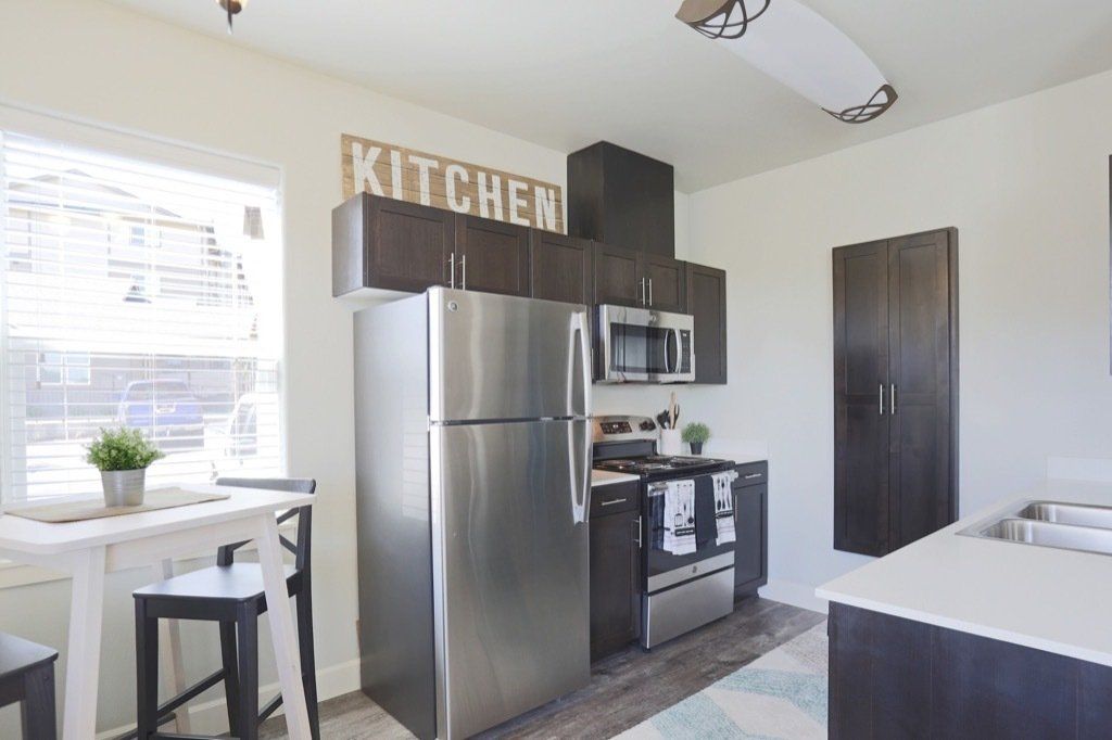 The Summit at Red Leaf Apartments Aspen Grove, RiverBend & ster