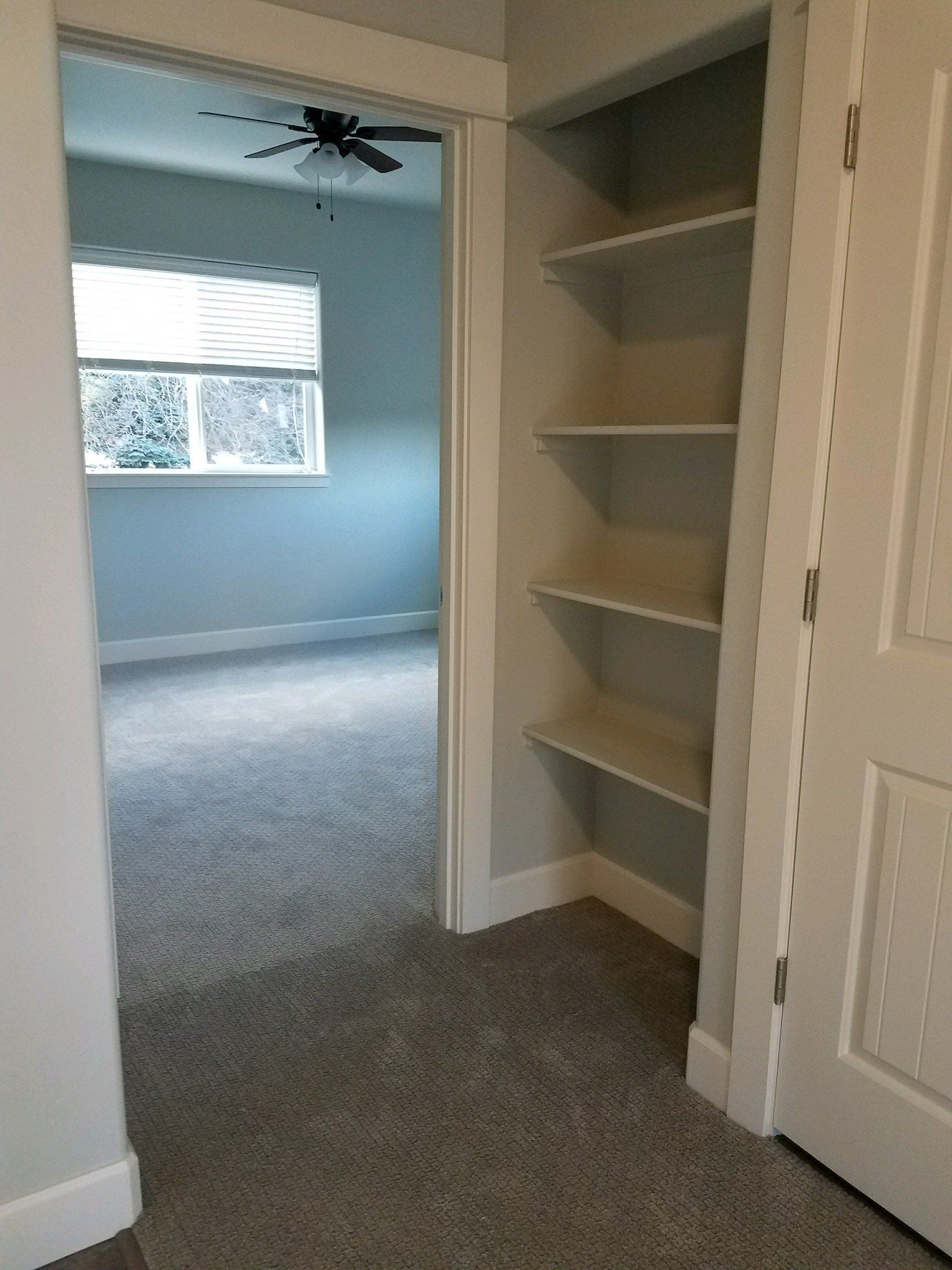 The Summit at Red Leaf Apartments Aspen Grove, RiverBend & ster