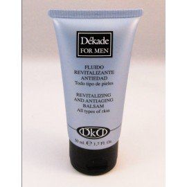 Un tubo de bálsamo revitalizante y antienvejecimiento Dekade para hombres