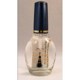 Una botella transparente de esmalte de uñas con tapa negra.