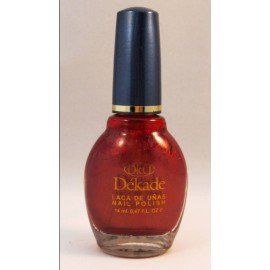 Una botella de esmalte de uñas rojo con tapa azul