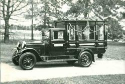 Carro funebre del passato