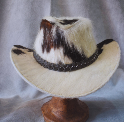 Sombrero de cuero en pelo con pinta