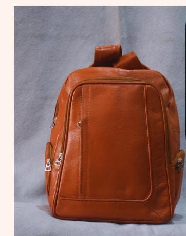 Morral para caballero color miel