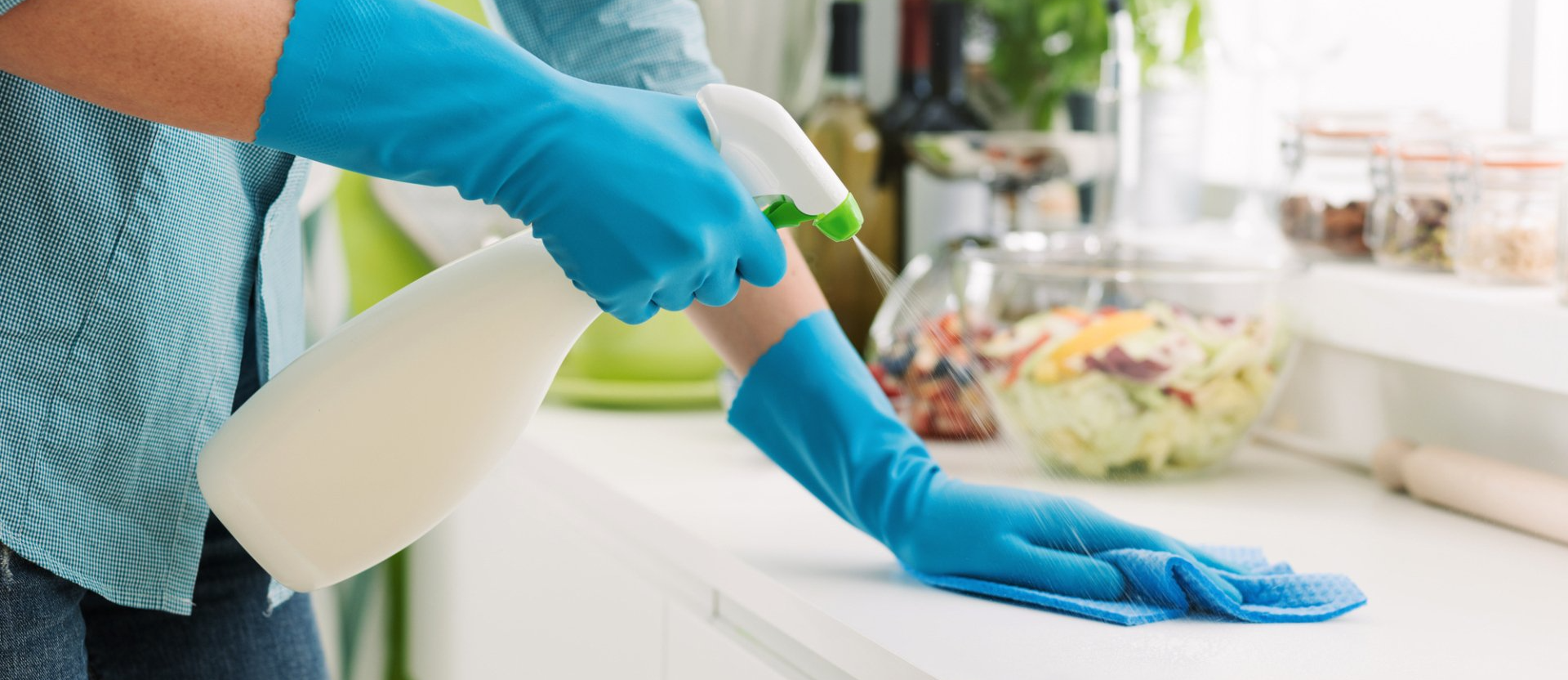 woman cleaning the dirty kitchen