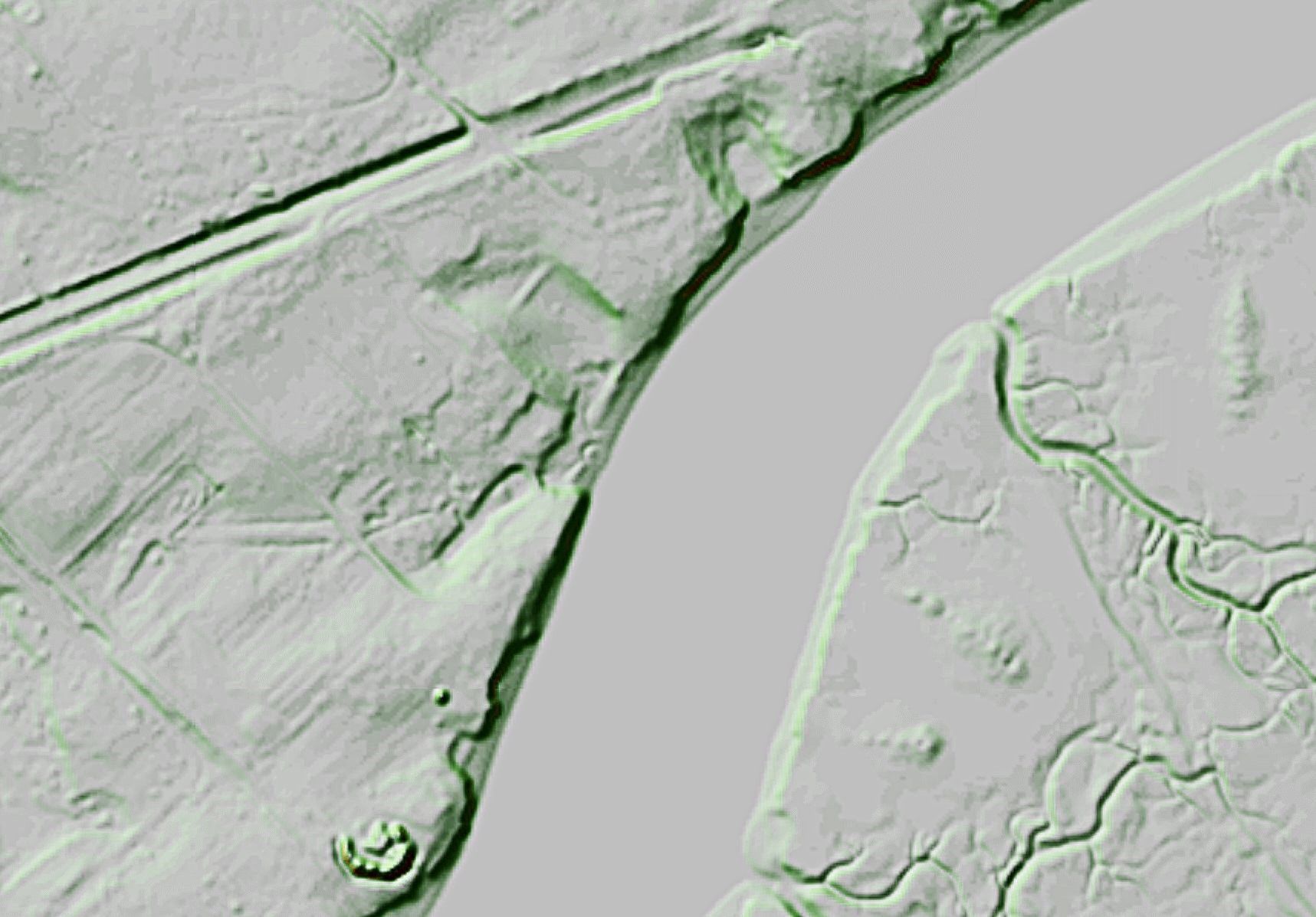 LiDAR image showing horseshoe-shaped Confederate Battery at lower left.