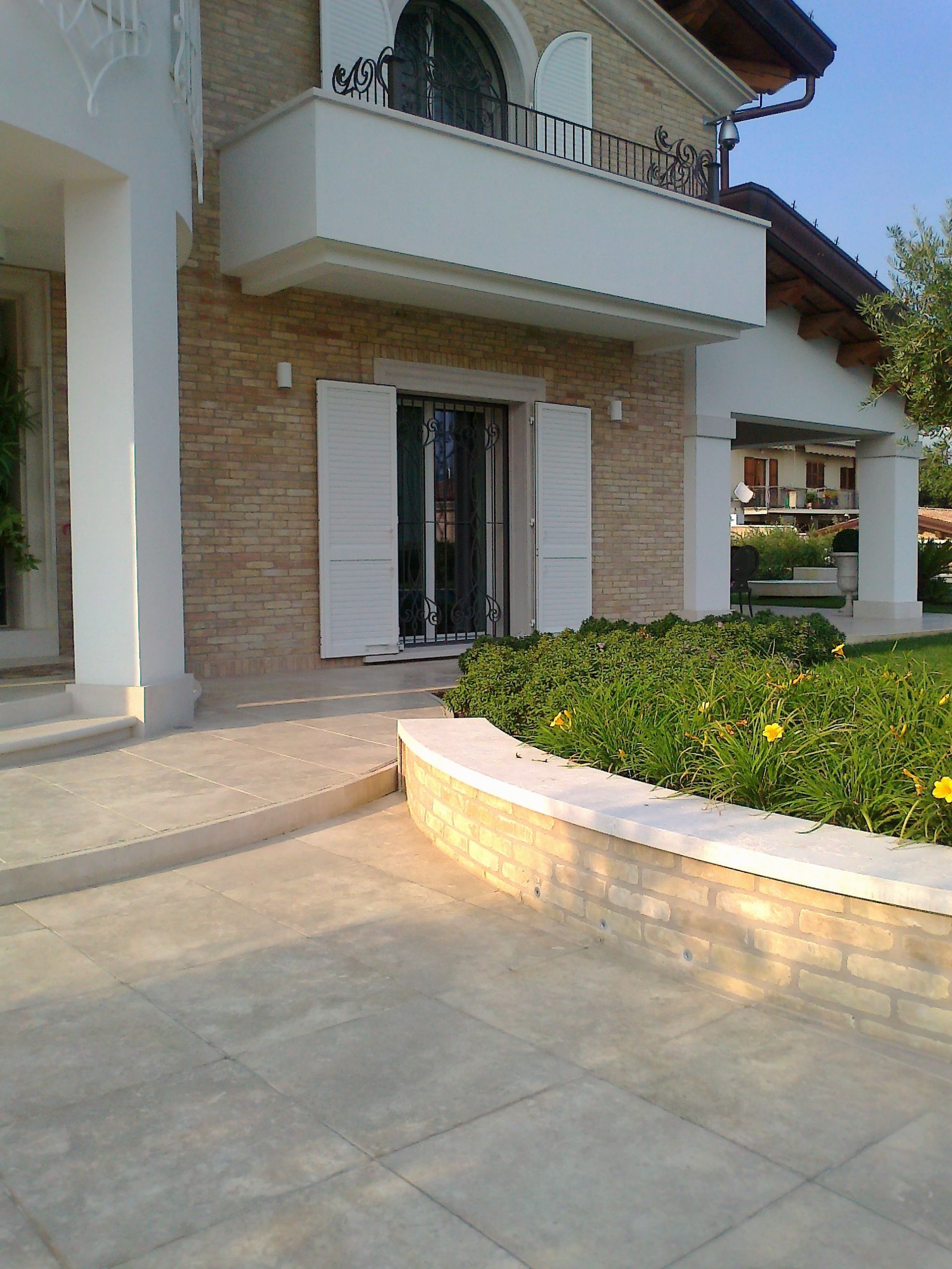 Pavimenti a Rimini per esterni