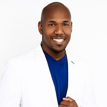 Speaker Dr. Gregg Magee presenting at FaithInspiration Network conference