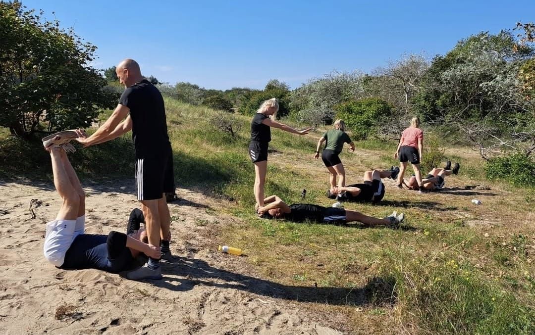 Bedrijfsfitness in de duinen van Noordwijk met Elemental Fitness