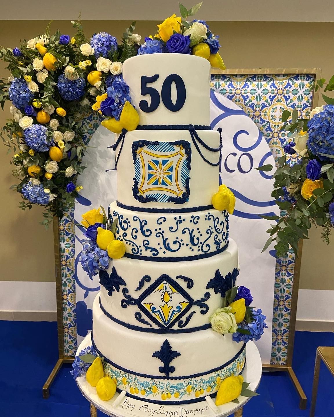 torta scenografica per compleanni