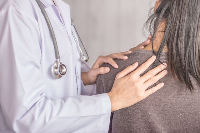 Patient receiving personalized integrative healthcare