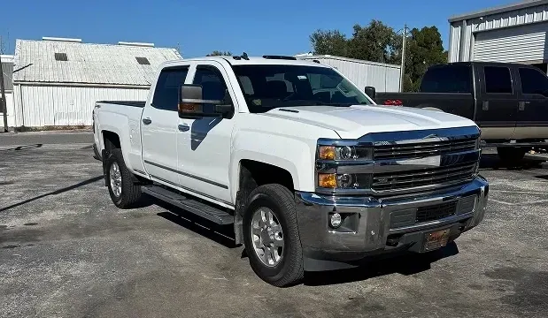 White Truck | DMR Diesel Repair, Inc