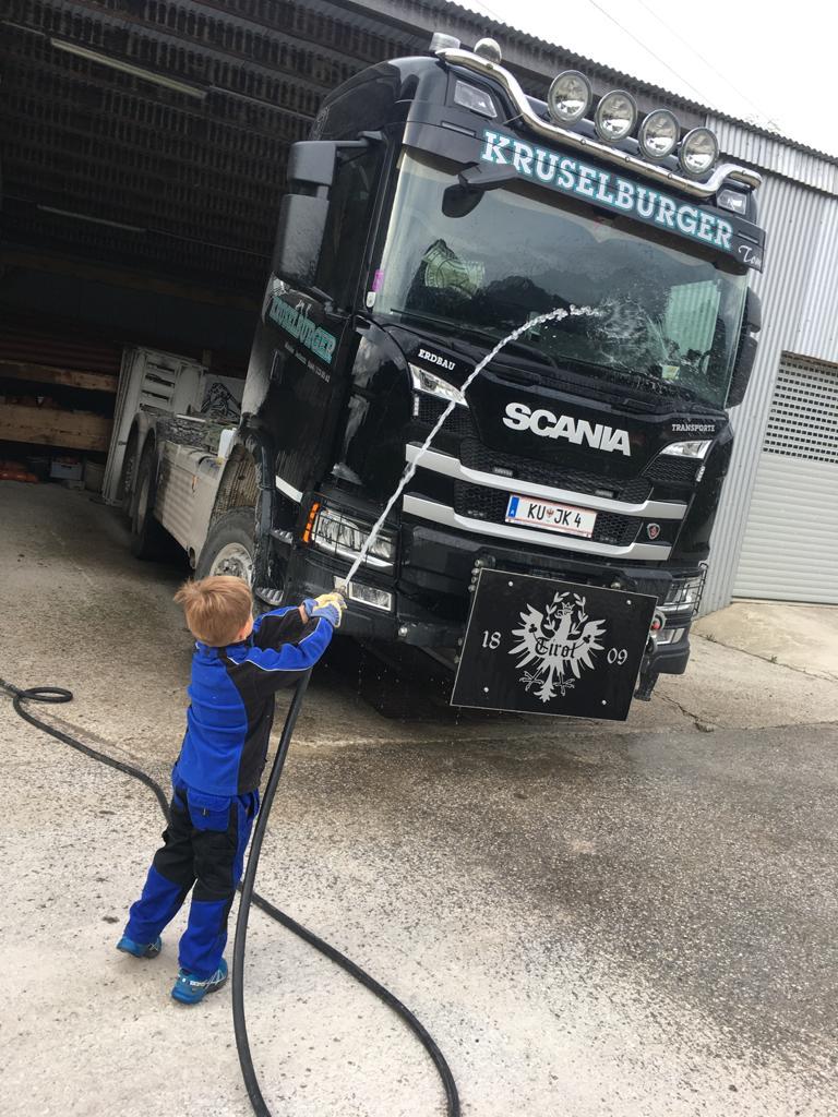 Erdbau Kruselburger Tirol