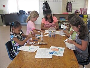 Arts and Craft — Children's Center in Lakewood,, CA