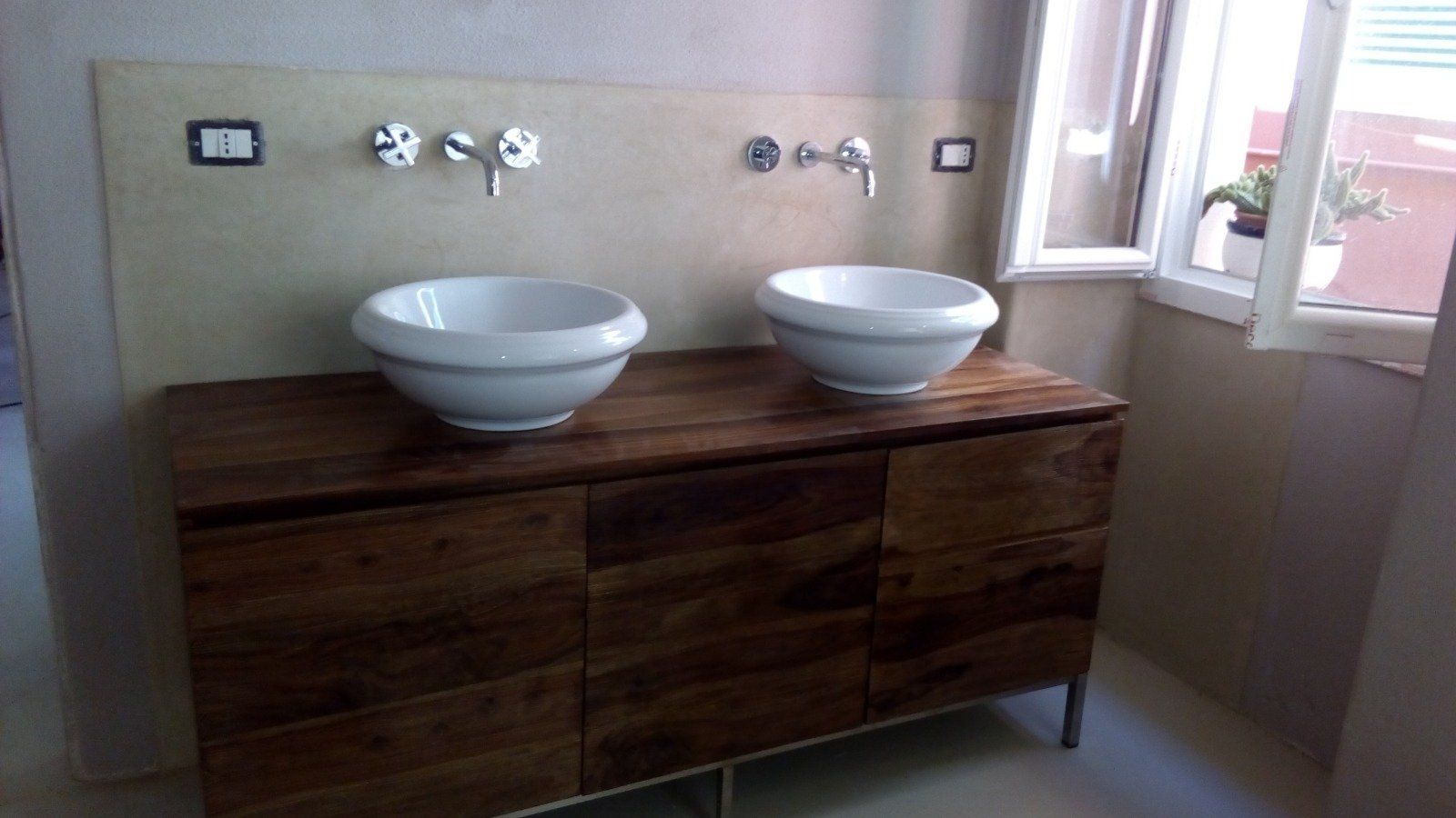 Rifacimento bagni e assistenza rubinetteria