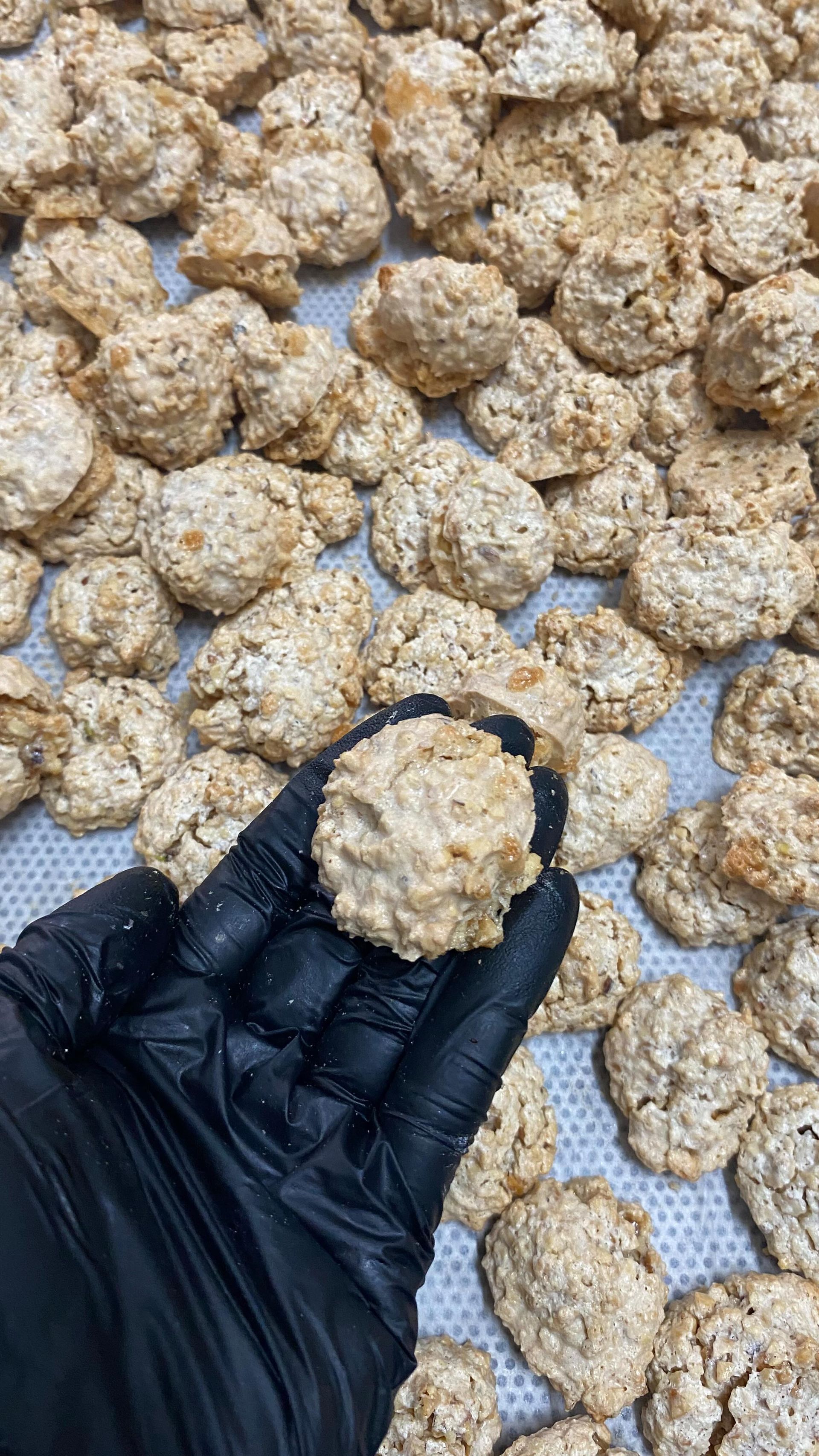 brutti ma buoni biscotti piemontesi