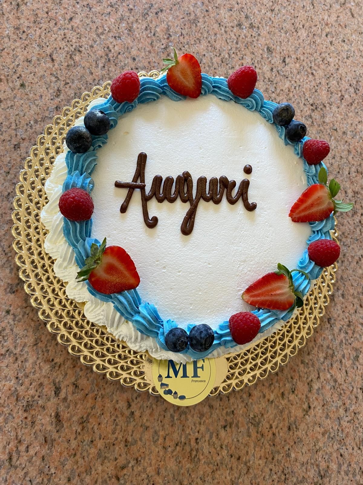 torta di compleanno