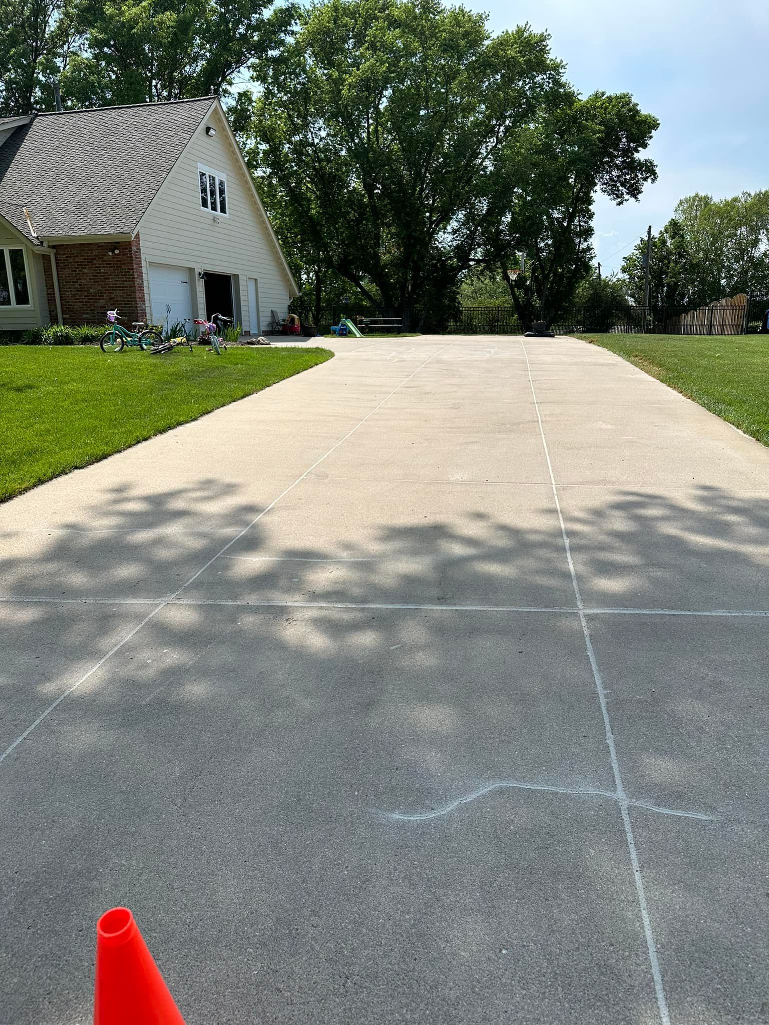 Driveway Caulking — Yutan, NE — BarnBros Contracting LLC