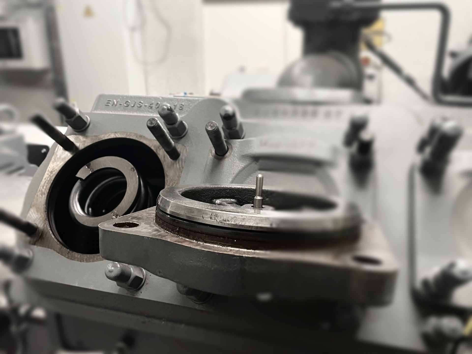 Überprüfung eines NH3-Kolbenverdichters