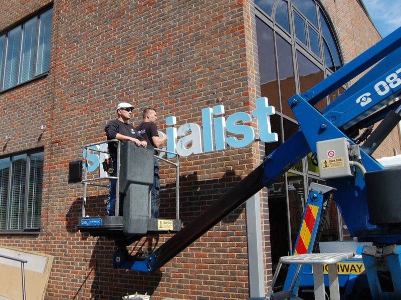 Professional Sign Installation - Knoxville TN,  From The Tennessee Sign Company Install Services