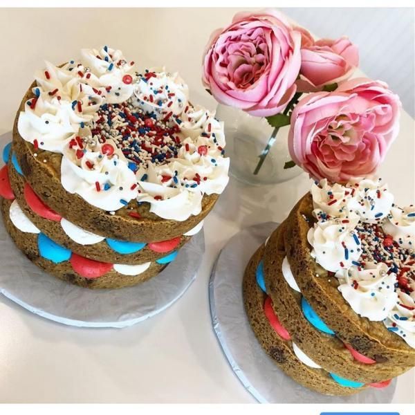 patriotic custom cakes