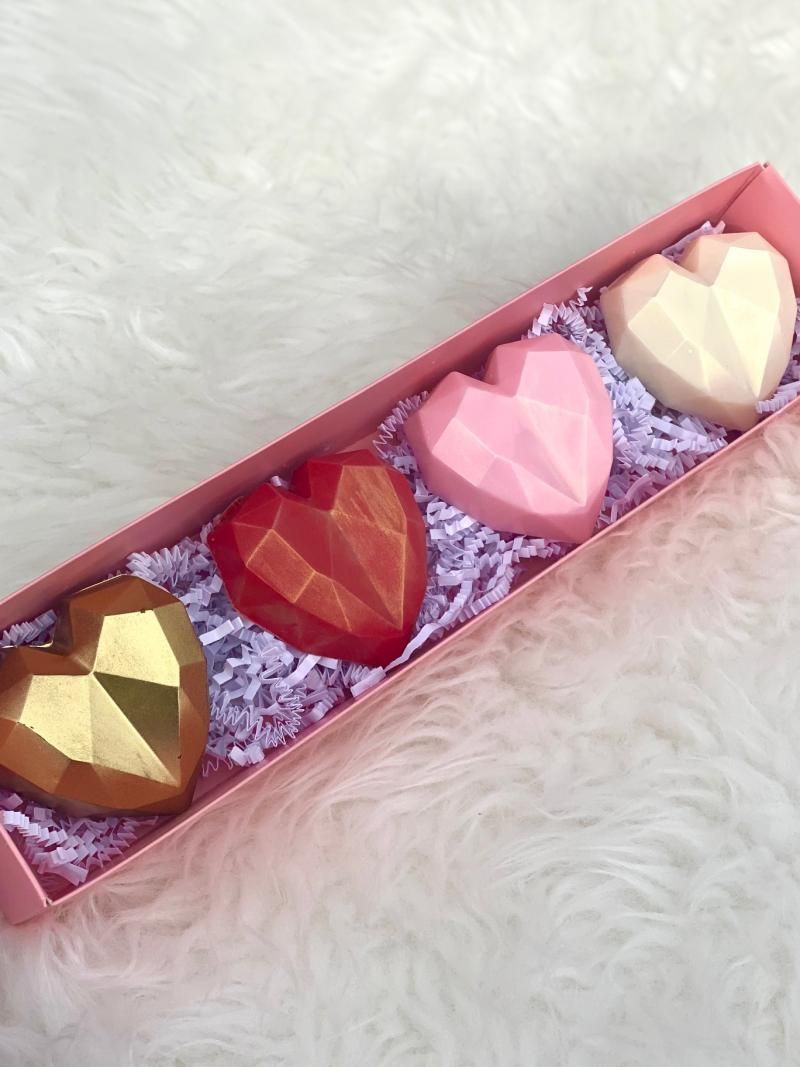 cake pops in shapes of heart gems