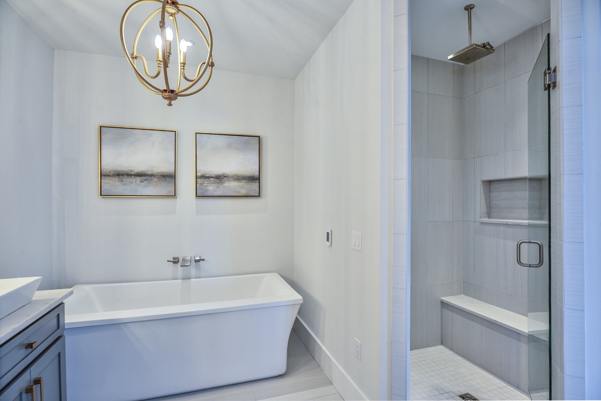 Bathroom tub | bathrooms | Bay to Beach Builders | Greenwood, DE 19950