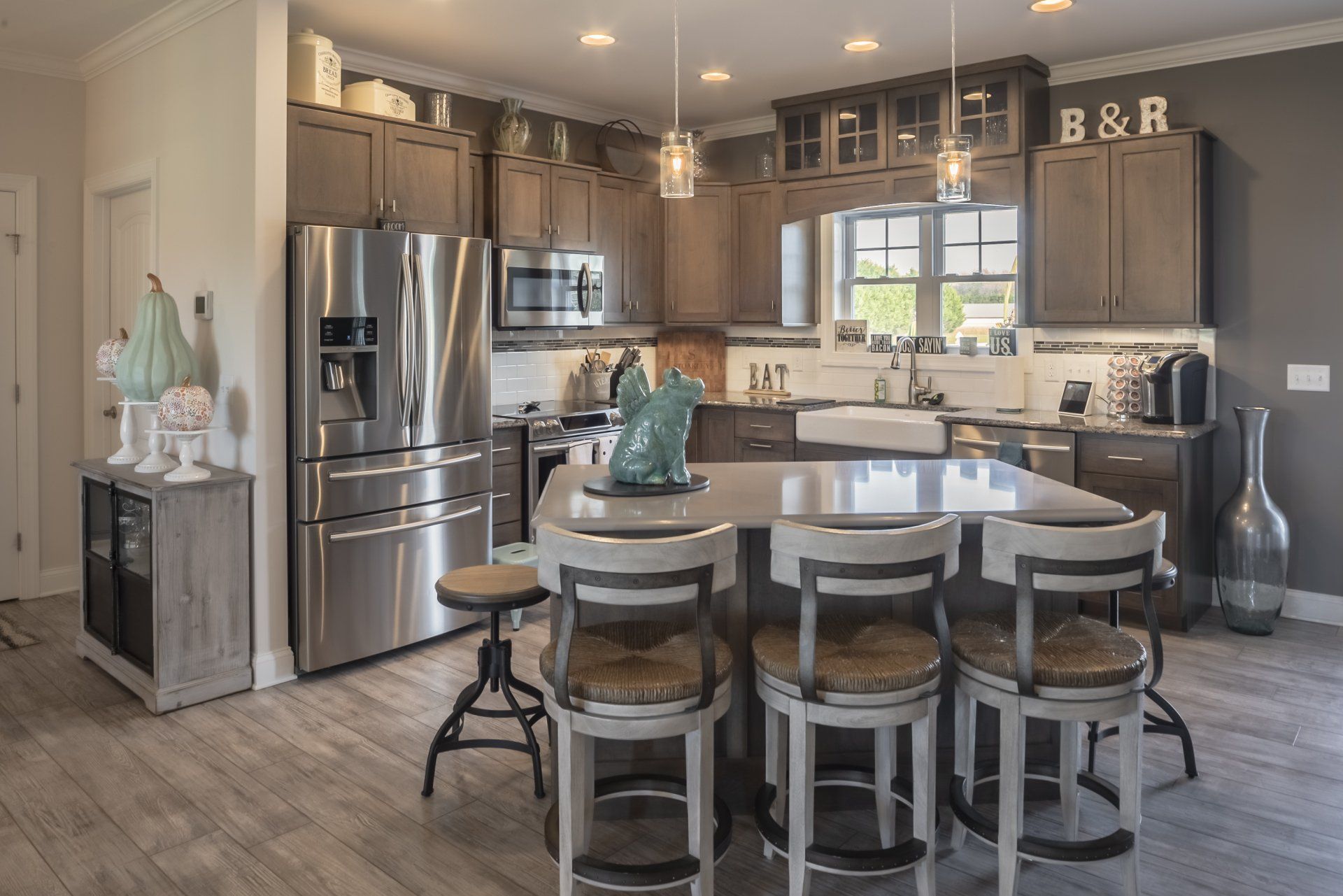 Kitchen with eat in breakfast table | Bay to Beach Builders | Greenwood, DE 19950